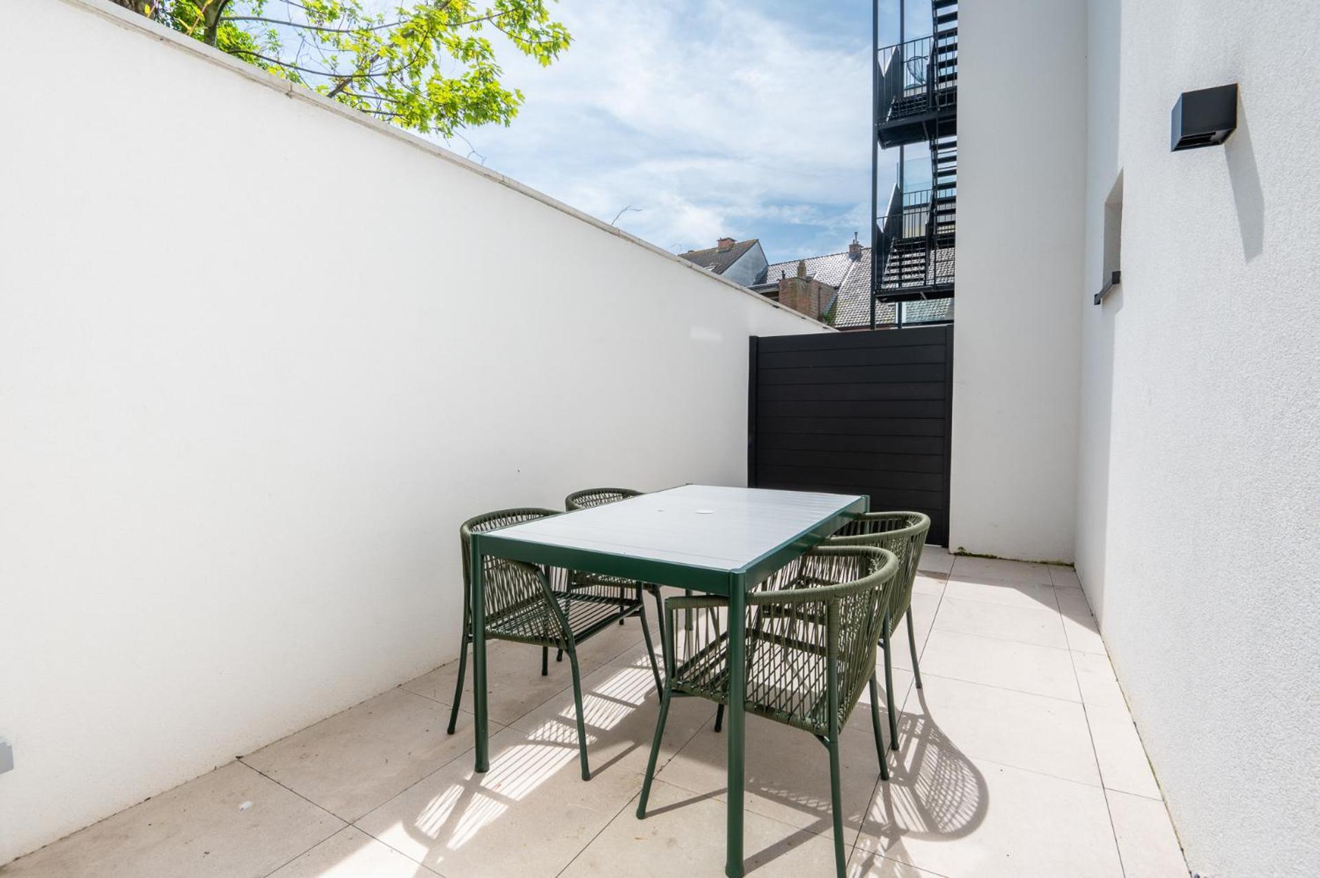 Beautiful Renovated Apartment In An Authentic Building Οστένδη Εξωτερικό φωτογραφία