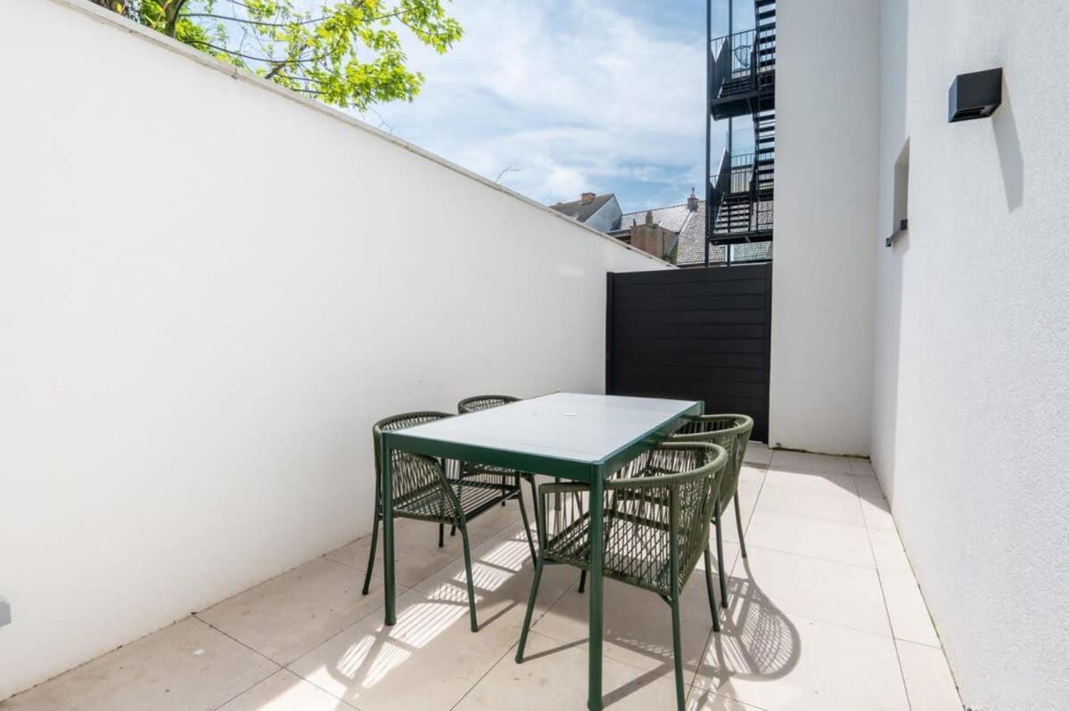 Beautiful Renovated Apartment In An Authentic Building Οστένδη Εξωτερικό φωτογραφία