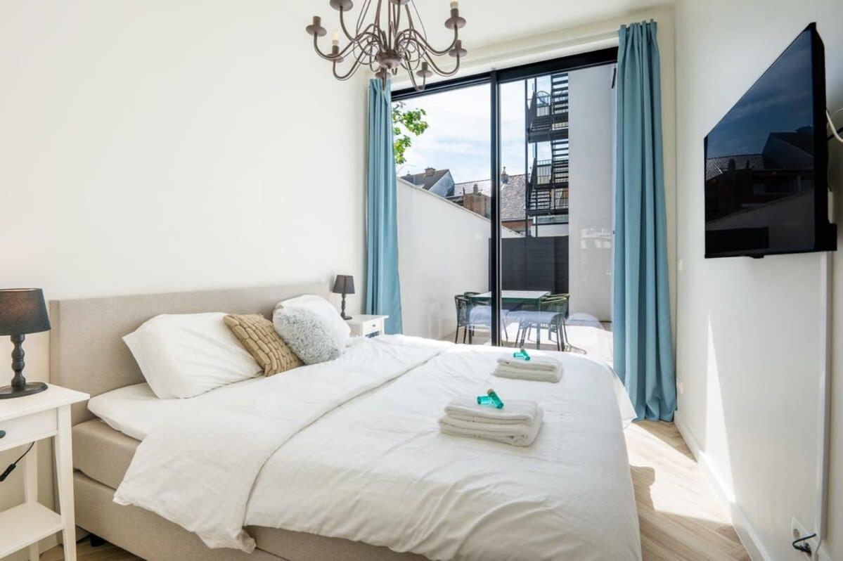 Beautiful Renovated Apartment In An Authentic Building Οστένδη Εξωτερικό φωτογραφία