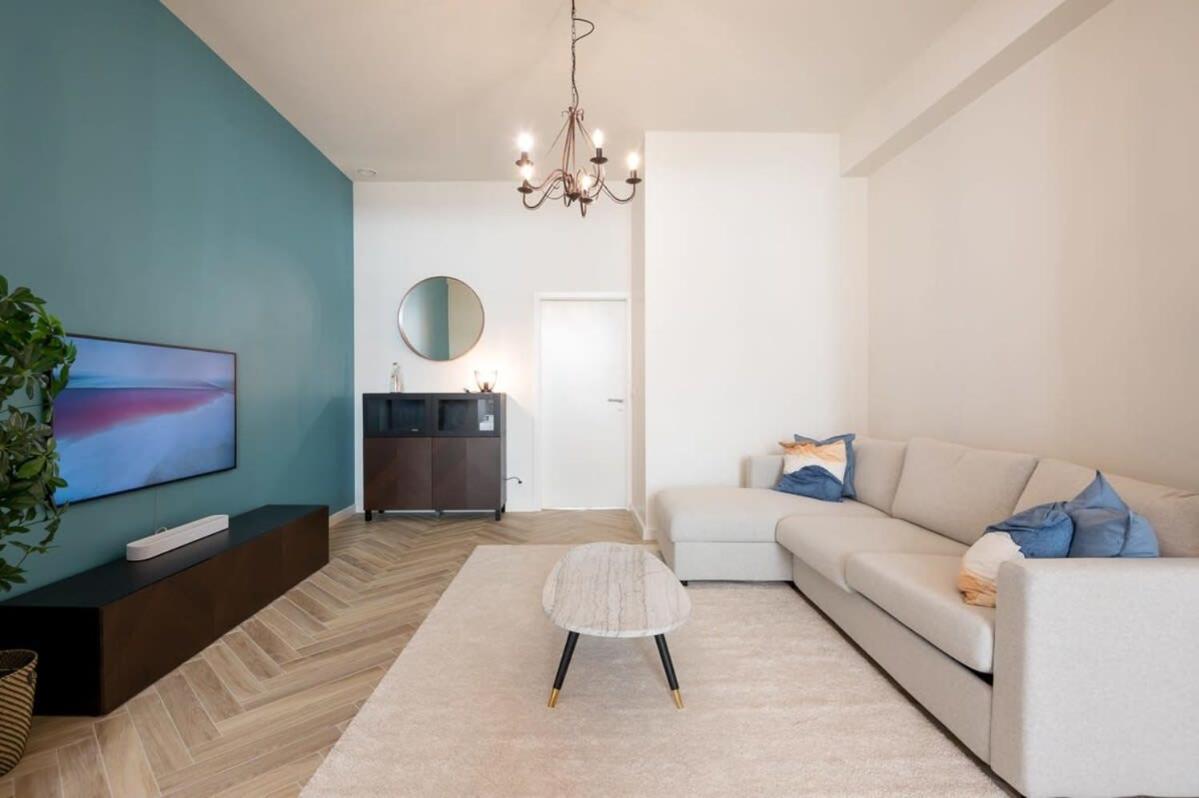 Beautiful Renovated Apartment In An Authentic Building Οστένδη Εξωτερικό φωτογραφία