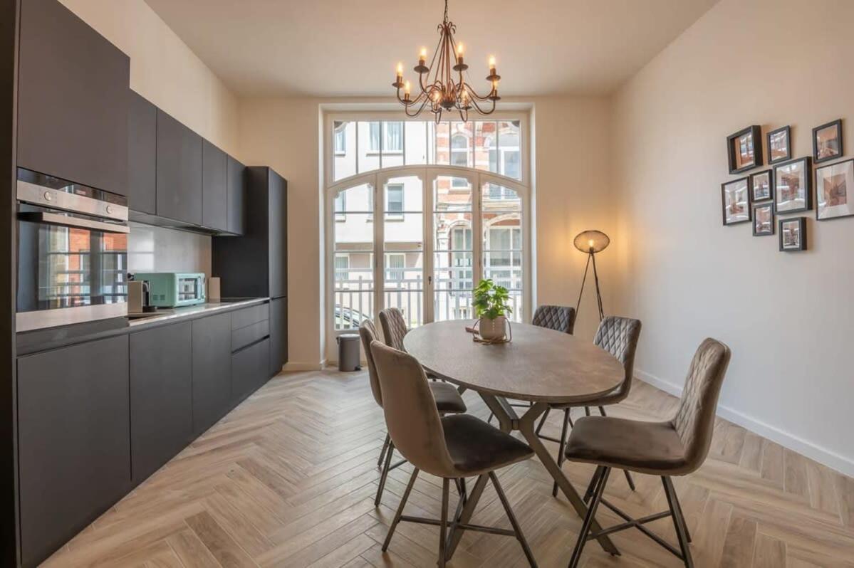 Beautiful Renovated Apartment In An Authentic Building Οστένδη Εξωτερικό φωτογραφία